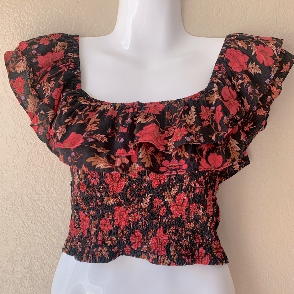 Haute Project Floral Smocked Ruffle Cottagecore Whimsigoth Crop Top Size M - Picture 3 of 5